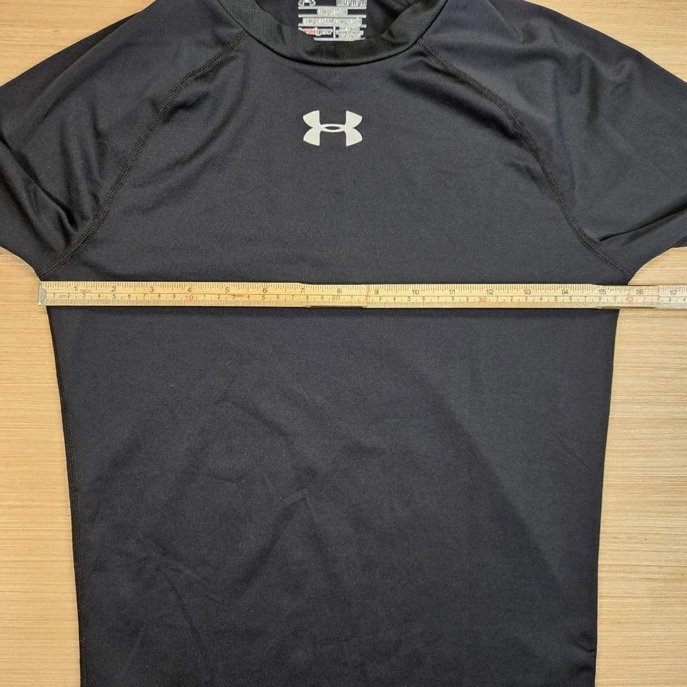 Under Armour Compression Shirt Men M Black HeatGear Long Sleeve 1236223 Base